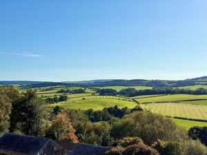 Photo 30- click for photo gallery